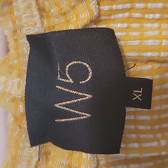 Cute yellow & white tank - Picture 3 of 3